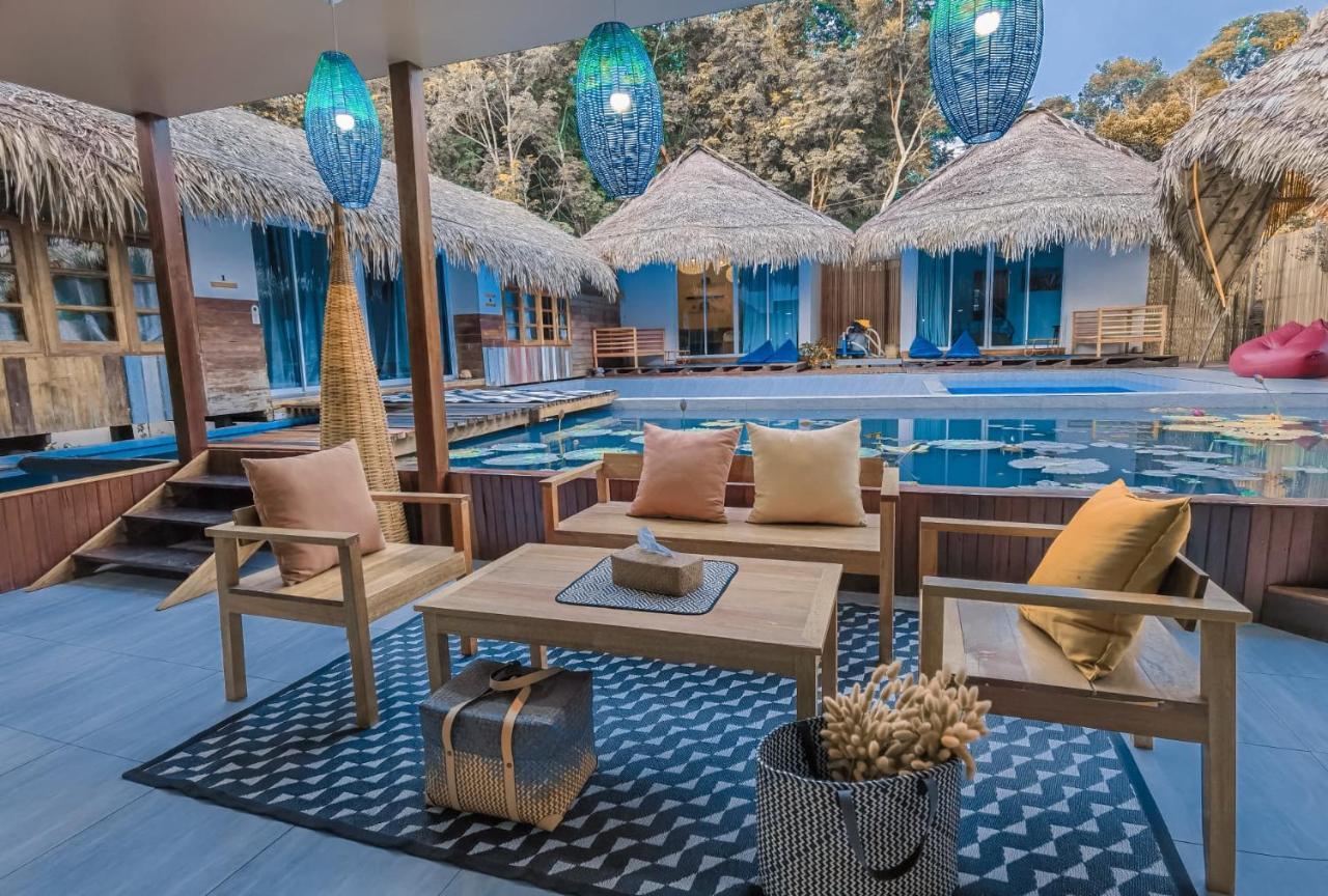 Varni Homestay Phatthalung Bagian luar foto