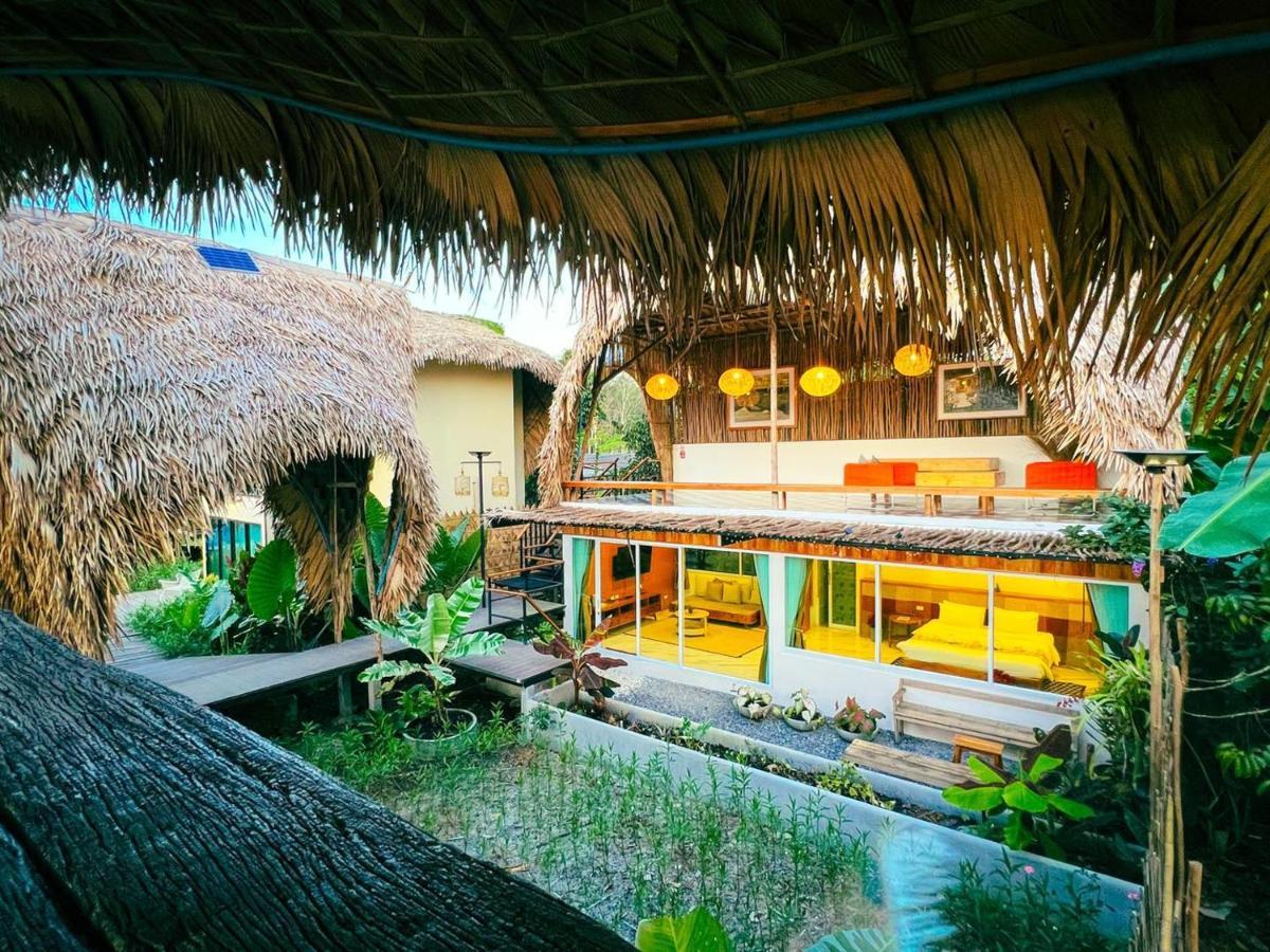 Varni Homestay Phatthalung Bagian luar foto