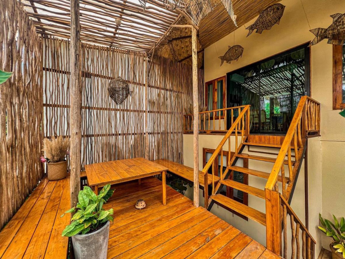 Varni Homestay Phatthalung Bagian luar foto