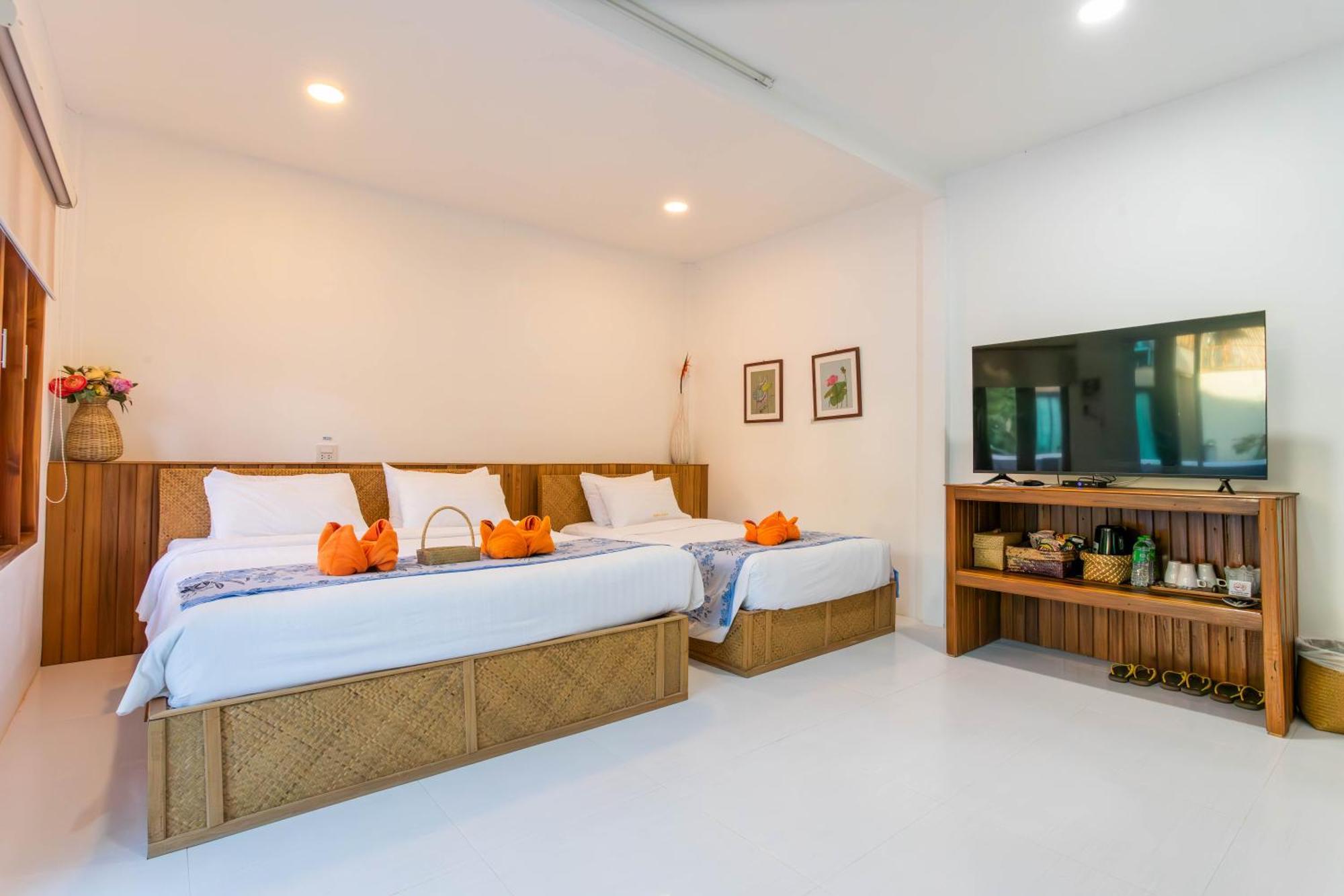 Varni Homestay Phatthalung Bagian luar foto