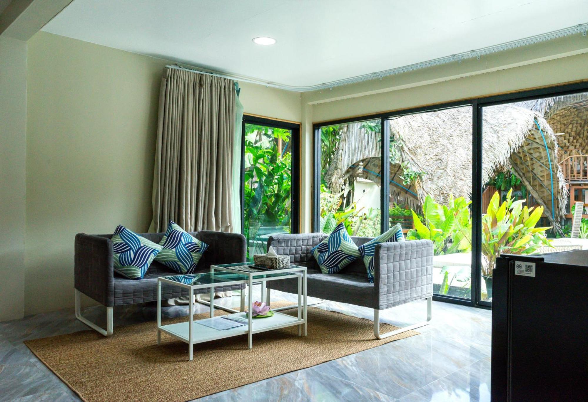 Varni Homestay Phatthalung Bagian luar foto
