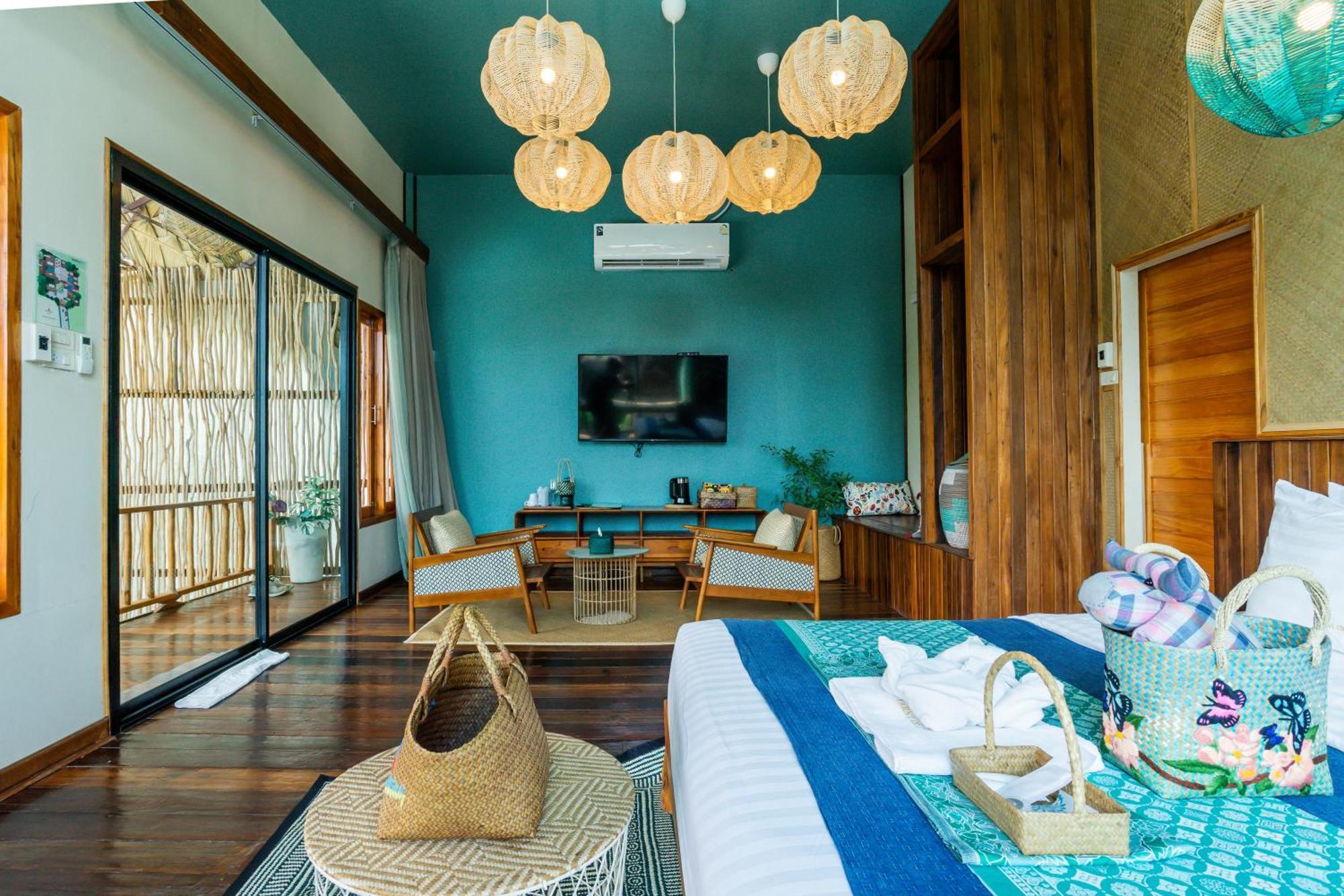 Varni Homestay Phatthalung Bagian luar foto