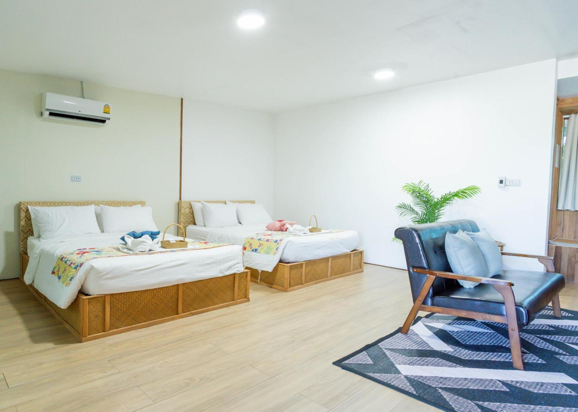Varni Homestay Phatthalung Bagian luar foto